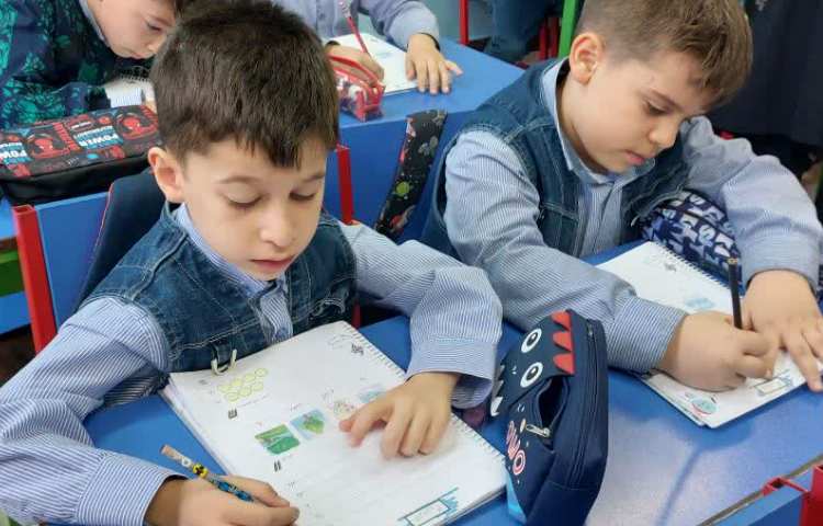 سه شنبه داغ و نگارش 1