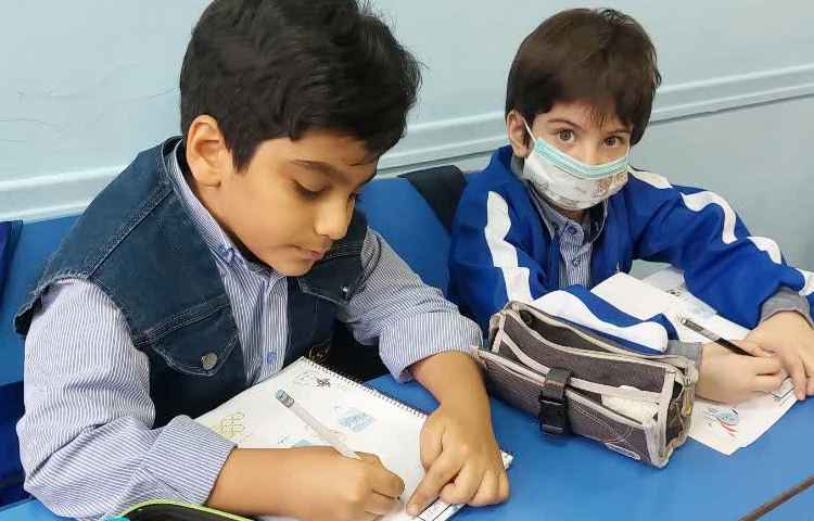 سه شنبه داغ و نگارش