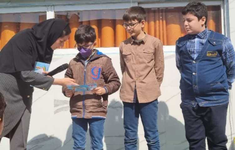 سه شنبه های داغ و اهدا جوایز مسابقات هفته پژوهش 6