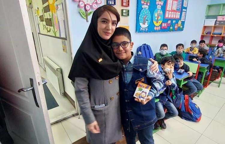 سه شنیه داغ دانش آموزان پایه دوم دبستان 5