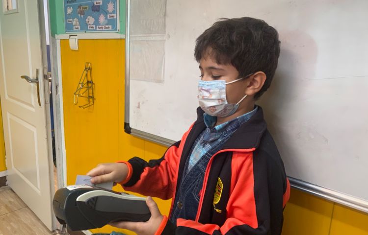 :سوادمالی،آشنایی با دستگاه کارتخوان و انجام مراحل خرید با آن 1