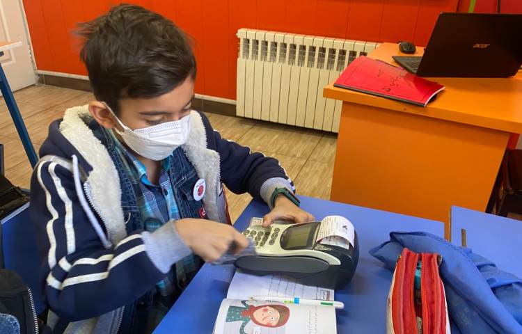 :سوادمالی،آشنایی با کارت های بانکی و دستگاه کارتخوان 2