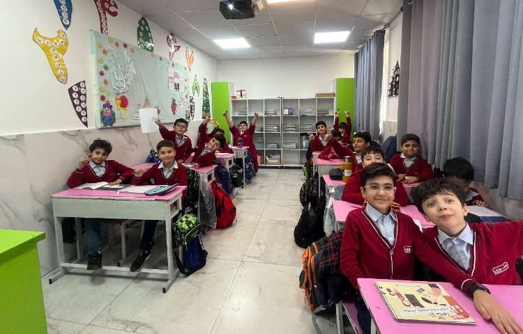 سوادمالی - آشنایی با دستگاه کارتخوان و کارت بانکی و کاربردهای آن 1