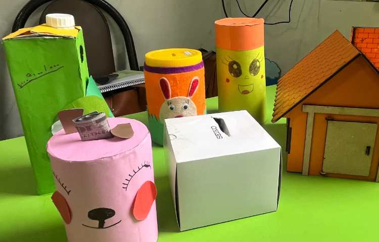 سوادمالی -آشنایی با دستگاه کارتخوان و کارت بانکی و کاربردهای آن 5