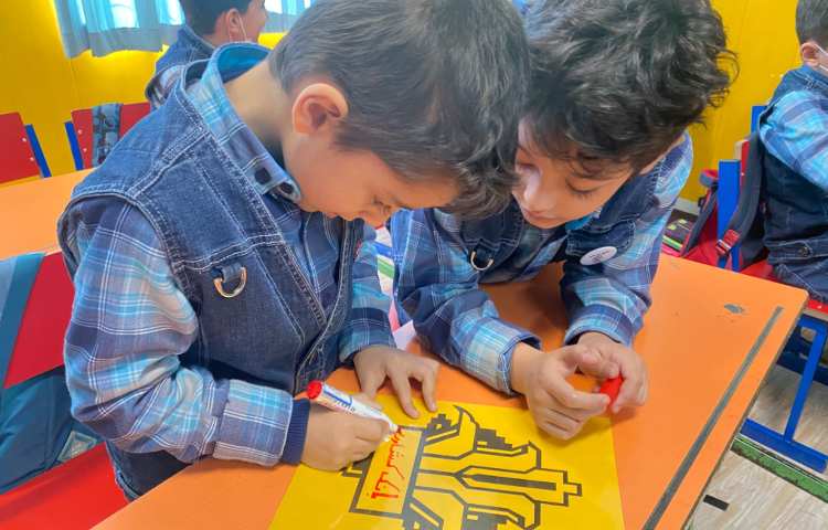 :سوادمالی، آشنایی با لوگوی بانکها، کلاس فضانوردان 4