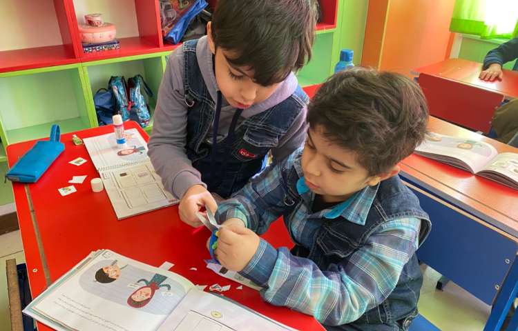 :سوادمالی، فعالیت کلاسی آشنایی با کالا و خدمت 2