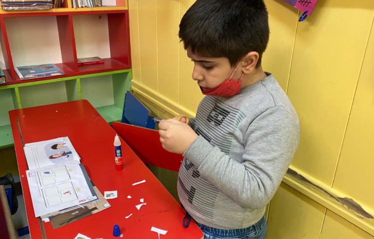 :سوادمالی، فعالیت کلاسی آشنایی با کالا و خدمت 3