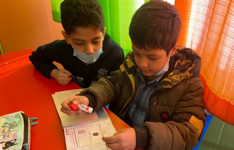 :سوادمالی، فعالیت کلاسی آشنایی با کالا و خدمت 4