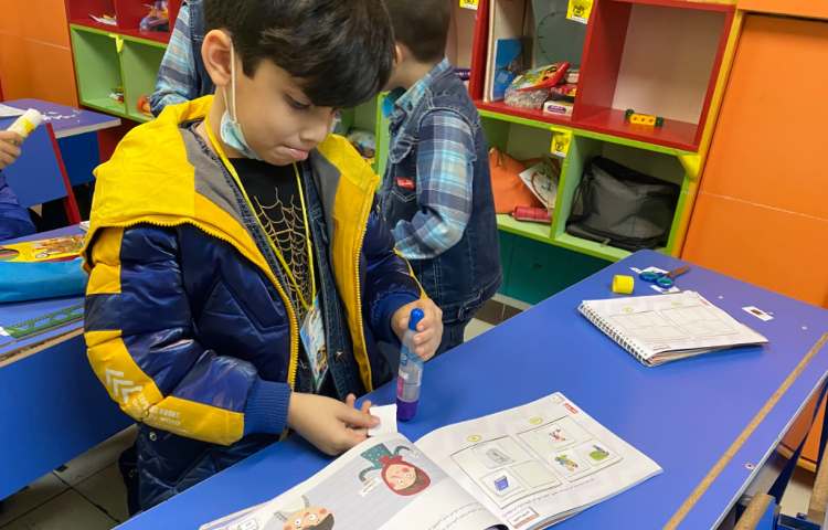 :سوادمالی، فعالیت کلاسی آشنایی با کالا و خدمت 4