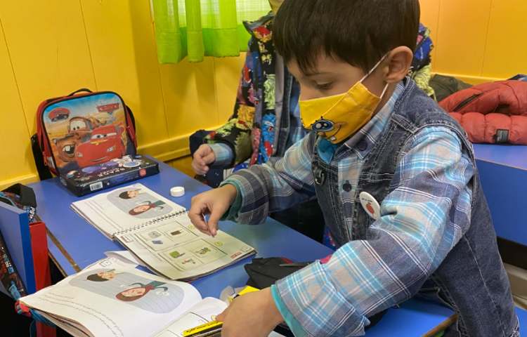 :سوادمالی، فعالیت کلاسی آشنایی با کالا و خدمت 5