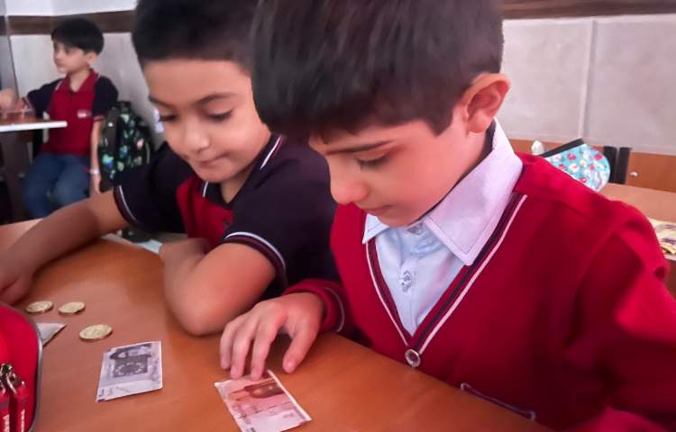 سوادمالی - پول و تاریخچه آن و اشکال مختلف سکه ها و اسکناس‌ها