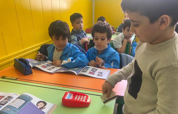 :سواد مالی،آشنایی با دستگاه کارتخوان و انجام مراحل خرید با آن 2