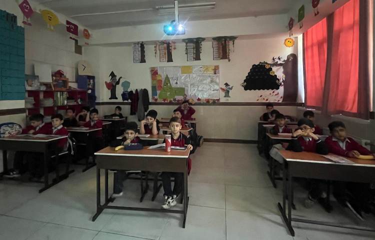 سواد مالی -آشنایی با مفهوم پس‌انداز و داشتن قلک برای نگه‌داری پس‌انداز 1