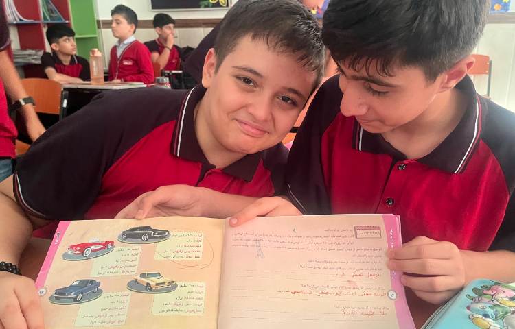 سواد مالی - تأثیر قیمت و کیفیت یک کالا در انتخاب آن کالا 4