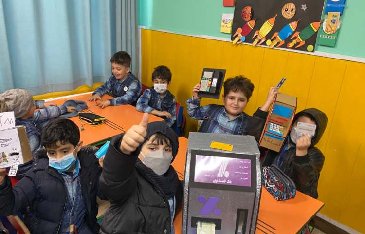 :سواد مالی، دست سازه جهت شرکت در نمایشگاه سواد مالی 2