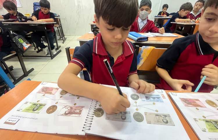 سواد مالی - پول و تاریخچه آن و اشکال مختلف سکه ها و اسکناس‌ها 2