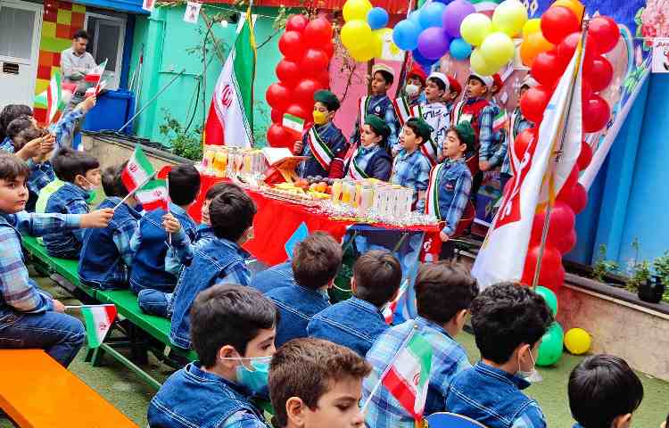 :سیزده آبان، روز دانش آموز گرامی باد 13