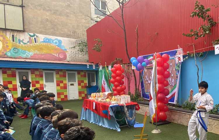 :سیزده آبان، روز دانش آموز گرامی باد 32