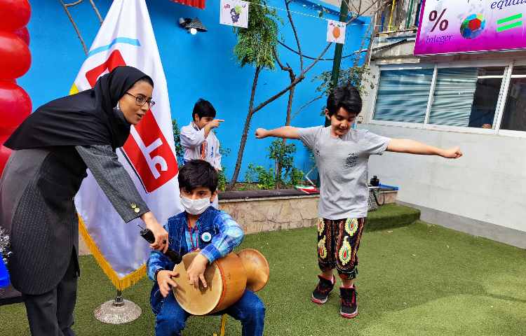 :سیزده آبان، روز دانش آموز گرامی باد 9