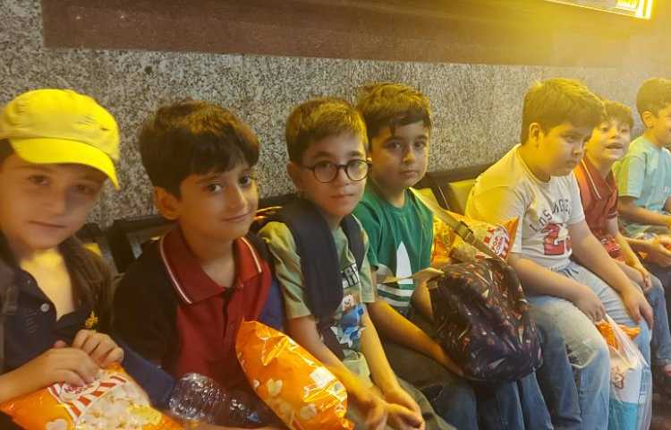 سینما ماندانا 45