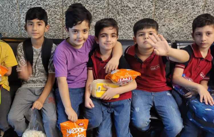 سینما ماندانا 8