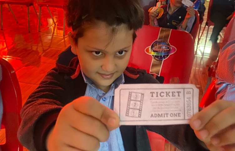 سینما و تحلیل فیلم به انگلیسی 4