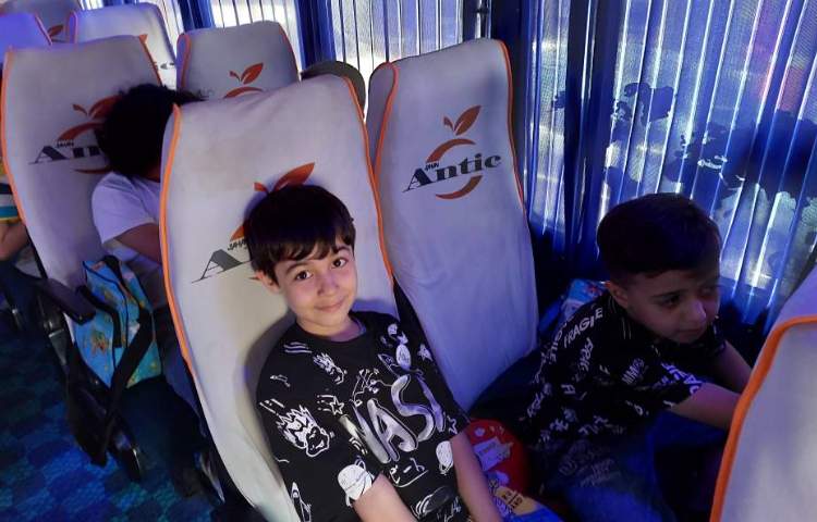 : سینما پیروزی، فیلم بابا سیبیلو، پایه دوم و سوم 13