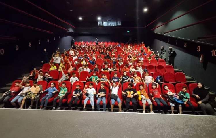 : سینما پیروزی، فیلم بابا سیبیلو، پایه دوم و سوم 2