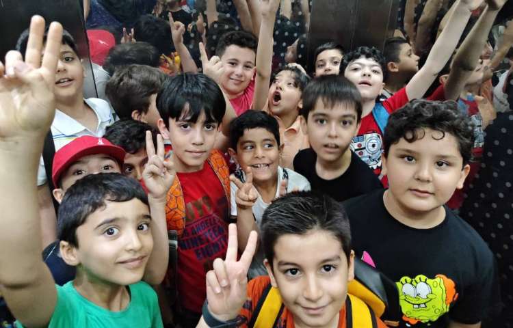 : سینما پیروزی، فیلم بابا سیبیلو، پایه دوم و سوم 31