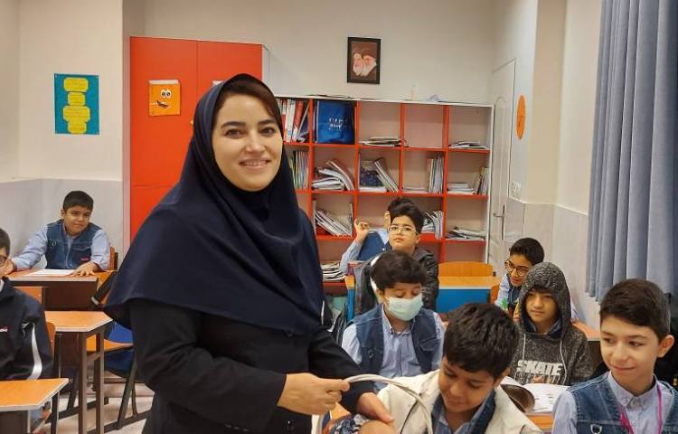 شادی و جشن روز دانش‌آموز 2