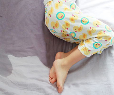 شب ادراری در کودکان