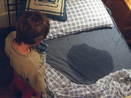 شب ادراری در کودکان