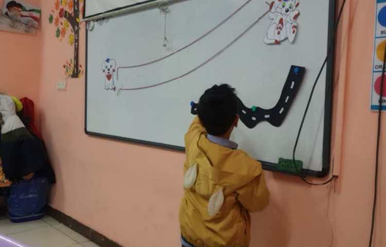 شروع تدریس pencil control و تدریسin the middle of lines 2