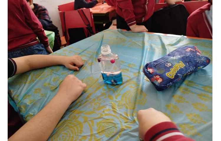 شروع هفته ی ملی علوم و انجام فعالیتها در کلاسها 27