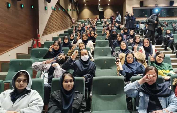 شرکت دانش اموزان شرق2 در تورنمنت علمی علوی 2