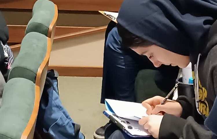 شرکت دانش اموزان شرق2 در تورنمنت علمی علوی 4