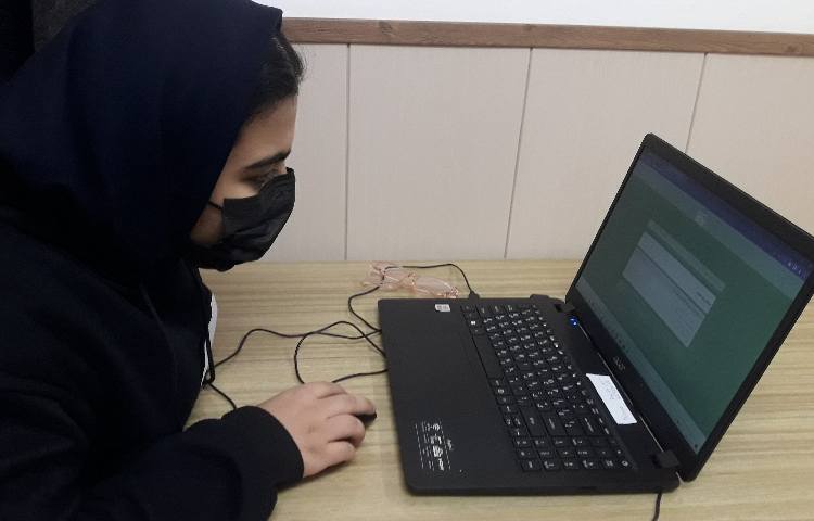 شرکت در مسابقه ی آنلاین قرآن و عترت منطقه 3