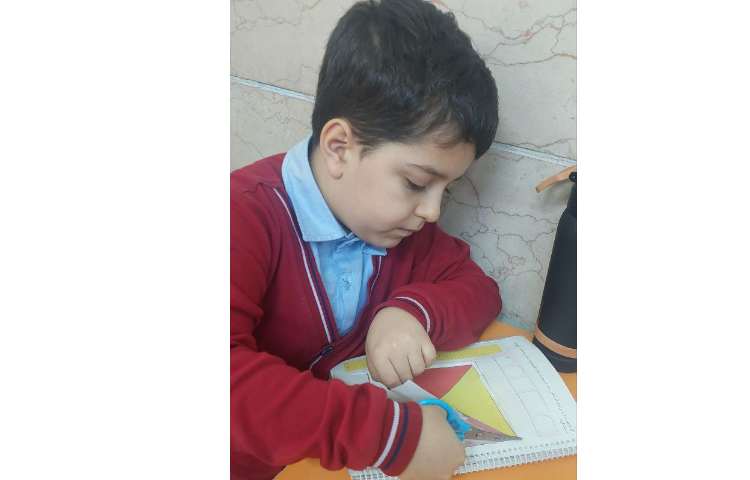 شناخت تانگرام وبازی با اشکال هندسی 10