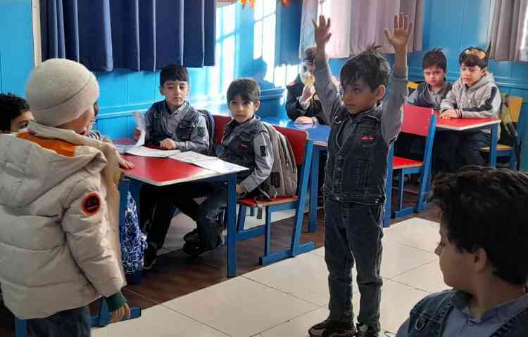 شناخت زبان کامپیوتر همراه بازی 1