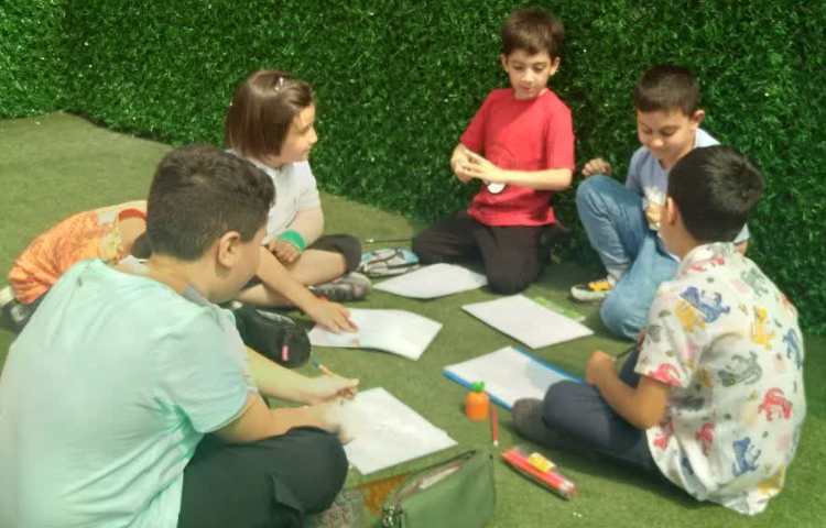 شناخت علایق و دوست داشتنی ها با زبان زرافه 1