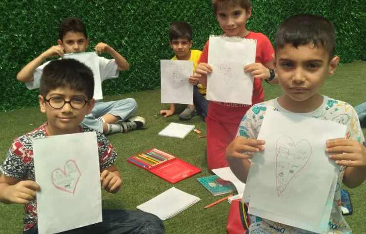 شناخت علایق و دوست داشتنی ها با زبان زرافه 1