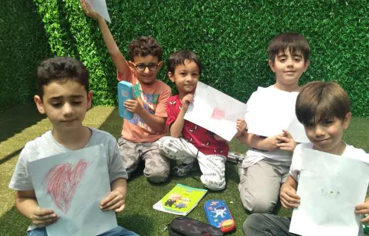 شناخت علایق و دوست داشتنی ها با زبان زرافه 2