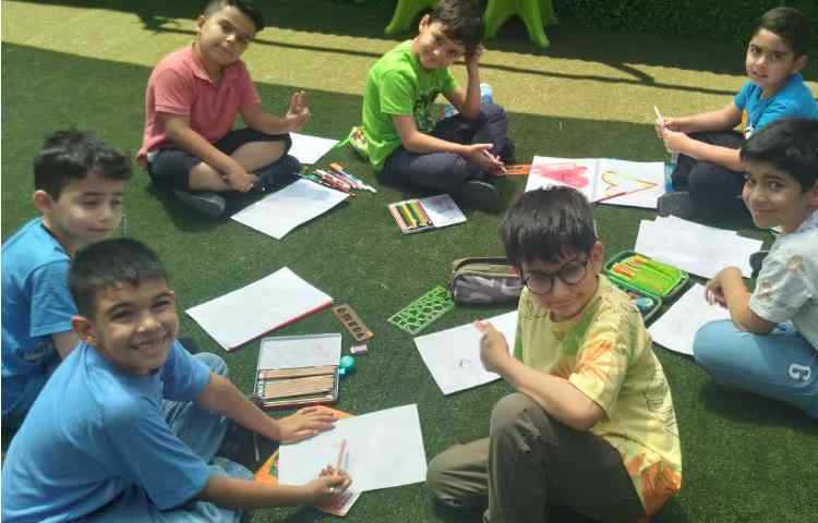 شناخت علایق و دوست داشتنی ها با زبان زرافه