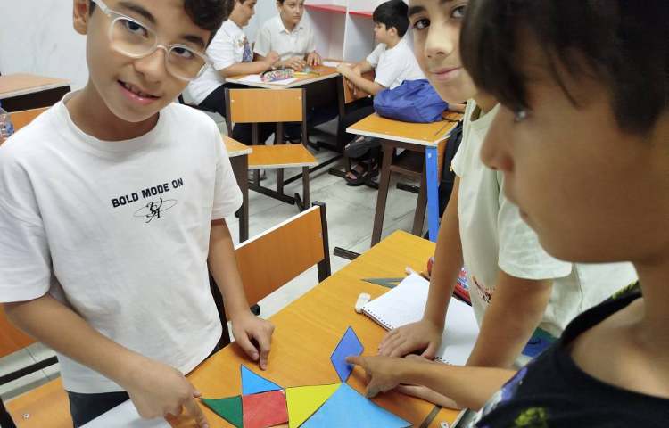 شناخت مفهوم مساحت با استفاده از قطعات تانگرام 3