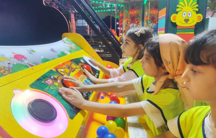 شهربازی الماس هروی 38