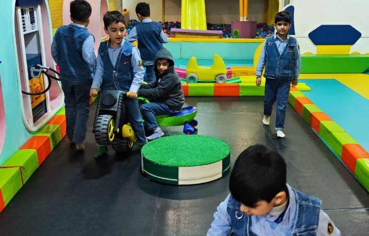 شهربازی رباتیک ویژه پایه اول 11