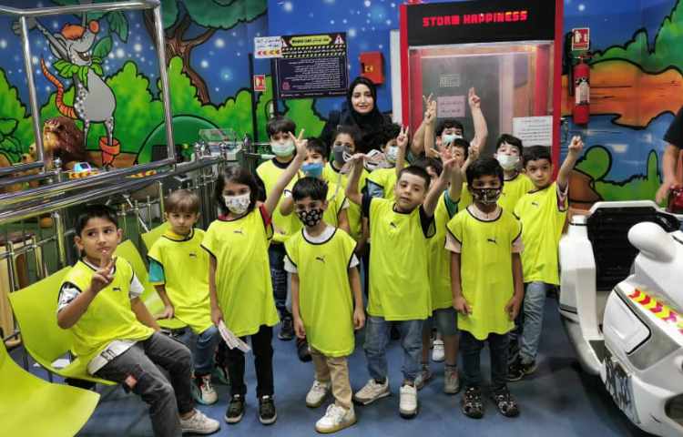 :شهربازی سرزمین شادی الماس هروی، کلاس انگور