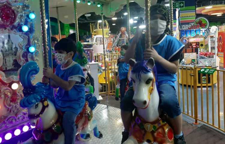 :شهربازی سرزمین شادی الماس هروی، کلاس سیب 10