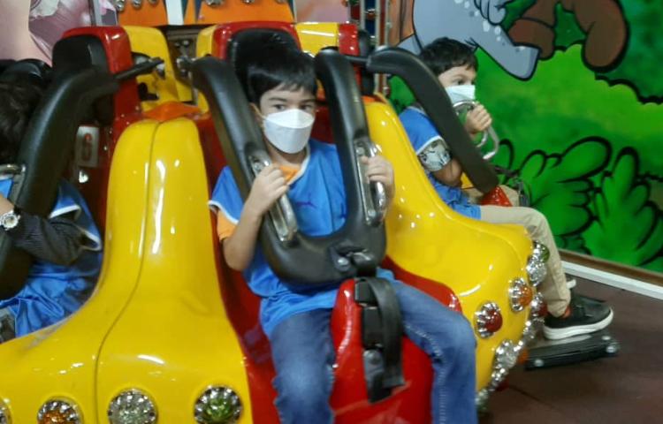 :شهربازی سرزمین شادی الماس هروی، کلاس سیب 4