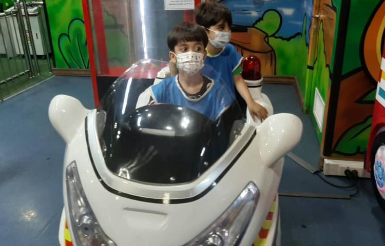 :شهربازی سرزمین شادی الماس هروی، کلاس سیب 5